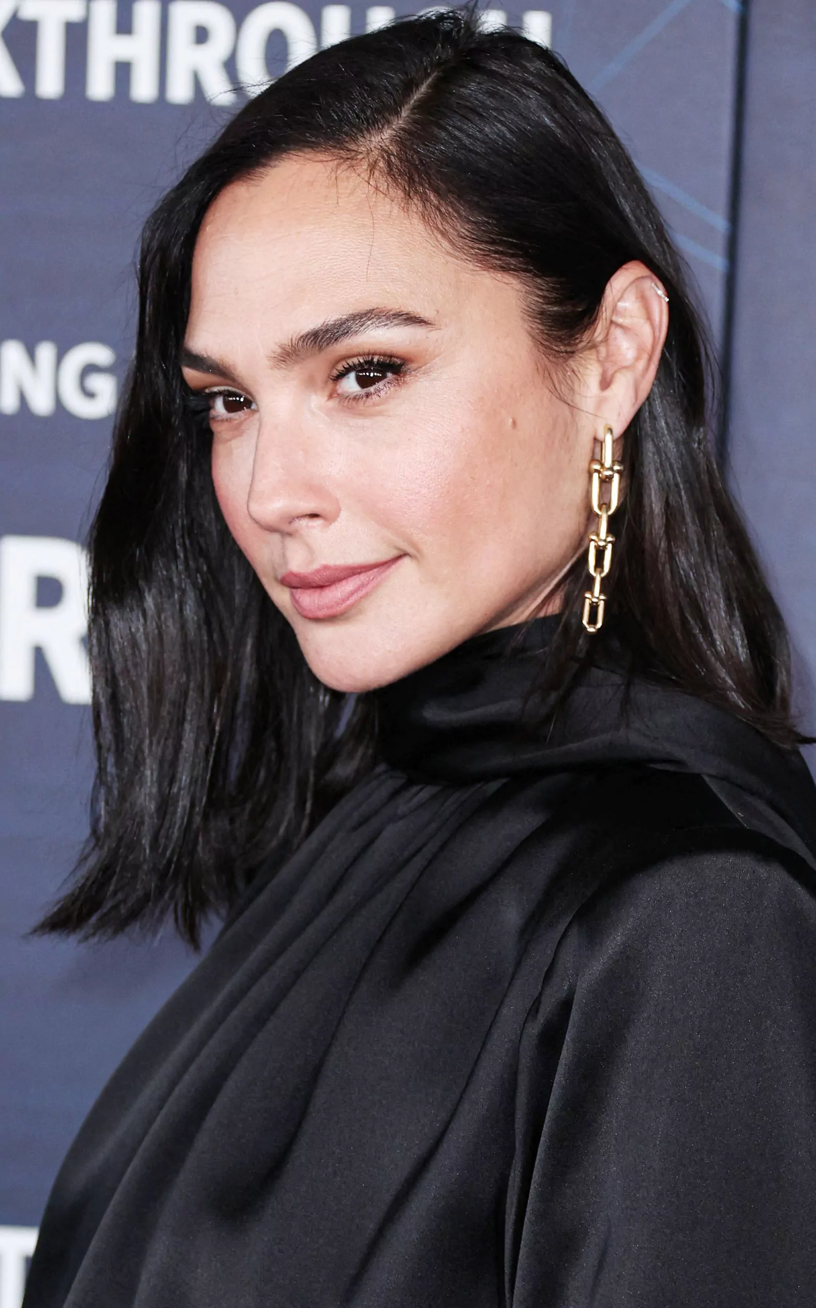 Gal Gadot at the 9th Annual Breakthrough Awards in Los Angeles, April 15, 2023, photo 1