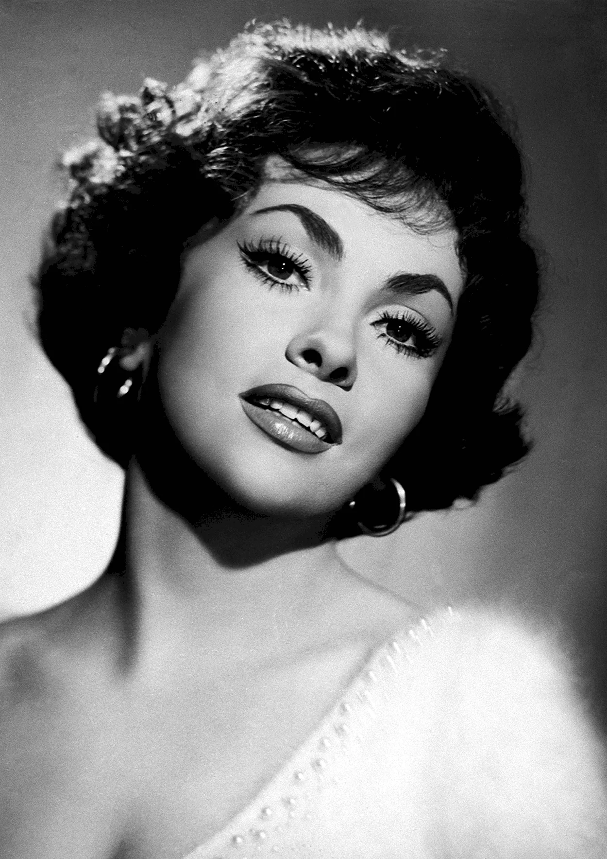 Gina Lollobrigida. Celebrity