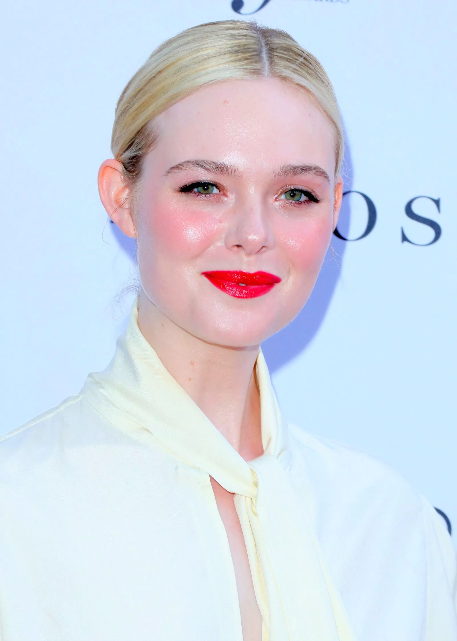 Elle Fanning at The Daily's Fashion LA Awards 2023 in Beverly Hills, April 23, 2023, photo 2