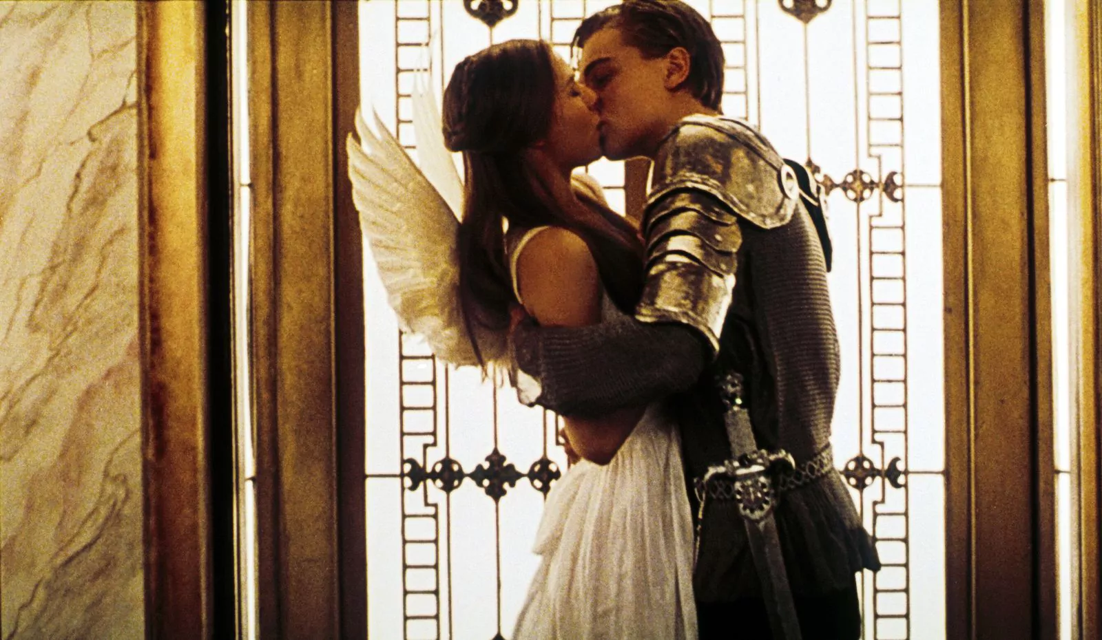 Claire Danes and Leonardo DiCaprio in the film Romeo and Juliet, 1996